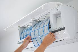 Rutin Membersihkan Filter AC