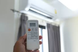 Peran AC dengan Teknologi UV Sterilizer dalam Mencegah Penyebaran Virus di Ruang Tertutup Pasca Pandemi