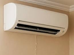 AC Bocor di Atas Lemari? Risiko yang Jarang Disadari