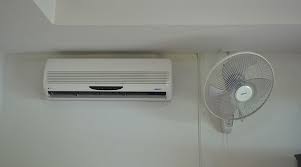 Kipas Angin dan AC Digunakan Bersamaan: Efisien atau Tidak?